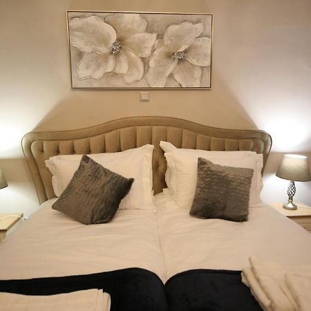 Denise Luxury Apartment-Centre Of Athens,Kolonaki Zewnętrze zdjęcie